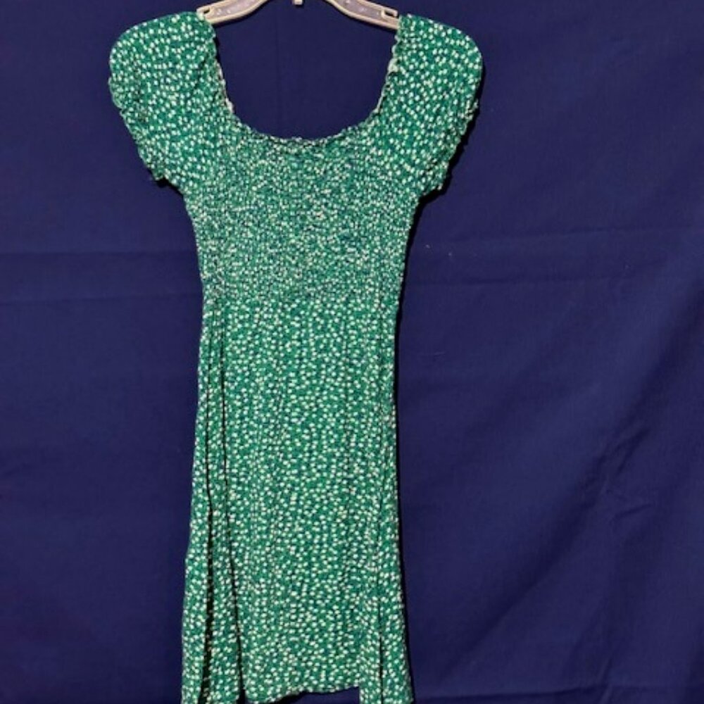 Alya Green Dress, Size S